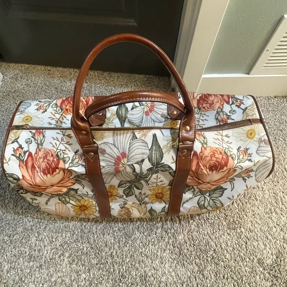 Caden Lane hospital overnight bag. Payton’s vintage floral.